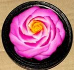 fleur artificielle - une rose en savon